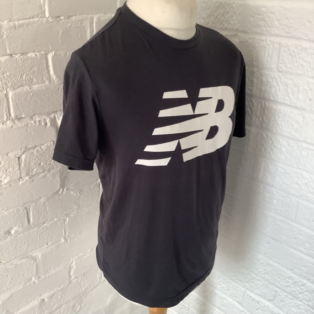 New Balance Crew Neck T Shirt - Size M - Black & White - Cotton - P2P 21” - Picture 5 of 7